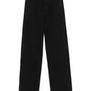 V-waist baggy jeans