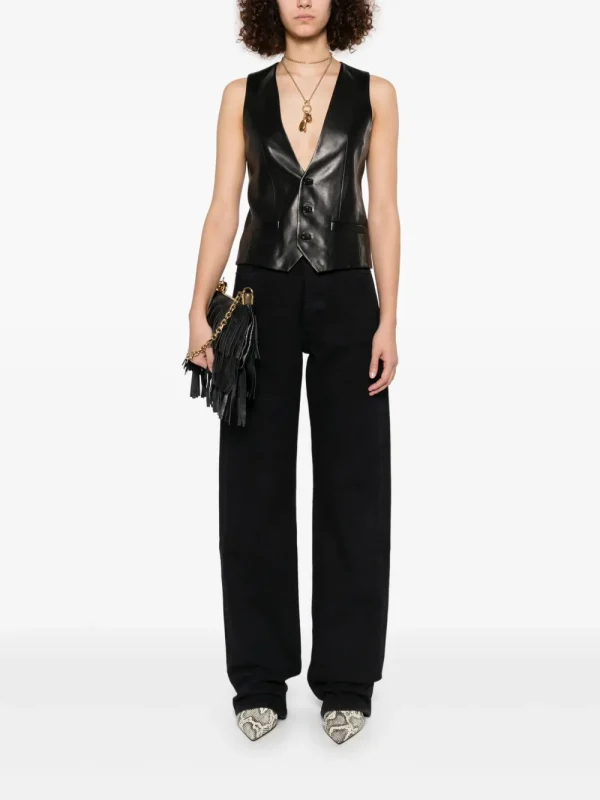 V-waist baggy jeans